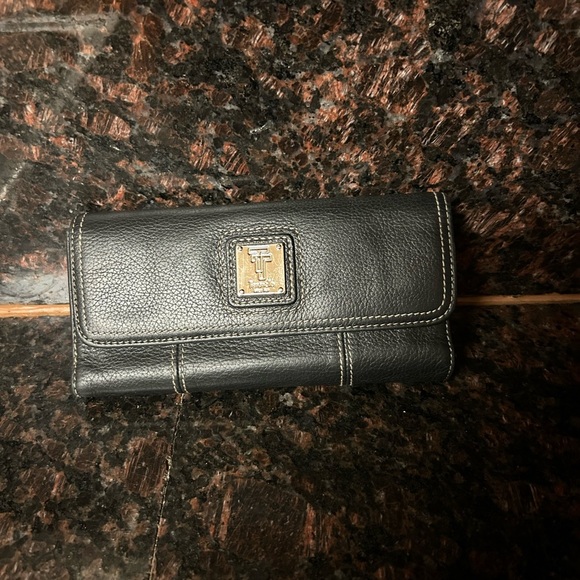 Tignanelo tri fold wallet black pebble - Picture 1 of 12